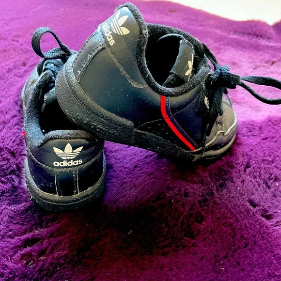 ADIDAS Shoes - Picture 1 of 4